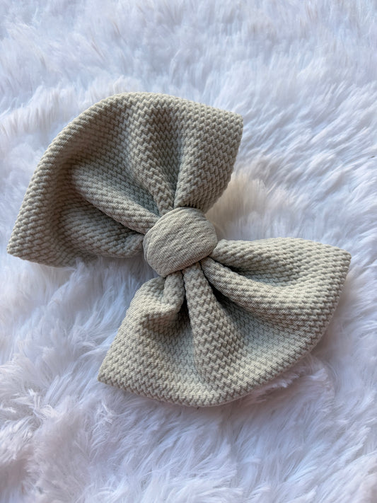 Stormy Grey Bow